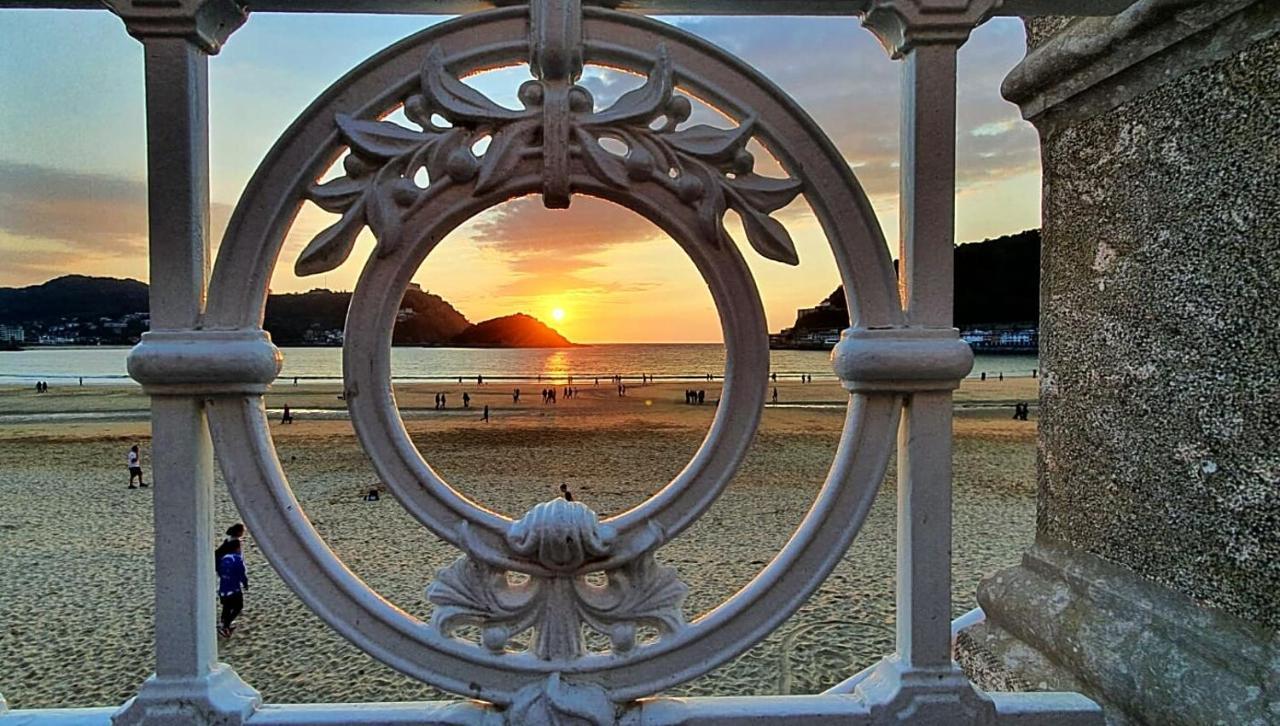 Pension Nuevas Artes San Sebastian Bagian luar foto